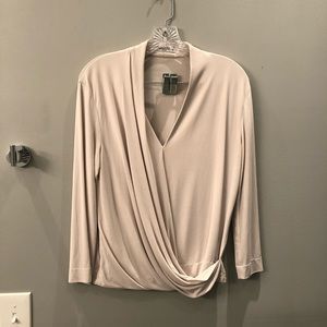 EUC MM LaFleur Deneuve Top in Ivory